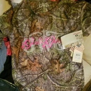 NWT GWG Girls With Guns Mossy Oak Camo Print Shirt